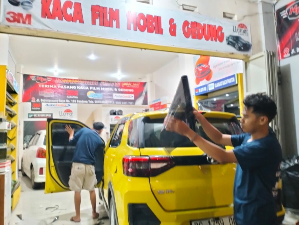 Jual Pusat Kaca Film Murah Bandung | KHARISMA AUTO FILM Pusatnya Kaca Film di Bandung