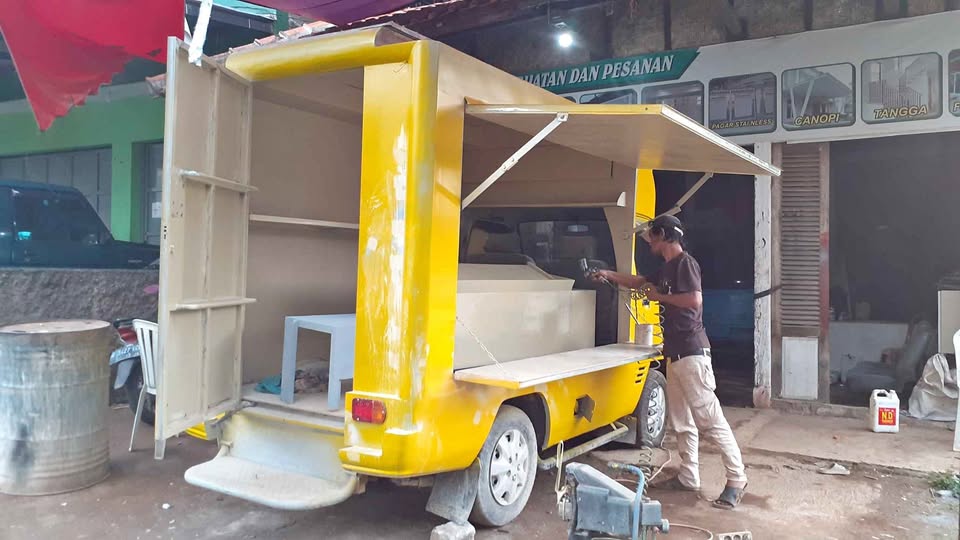 𝐑𝐄𝐊𝐎𝐌𝐄𝐍𝐃𝐀𝐒𝐈 ! Shoroom Pembuatan   Food Truk di Intan Jaya